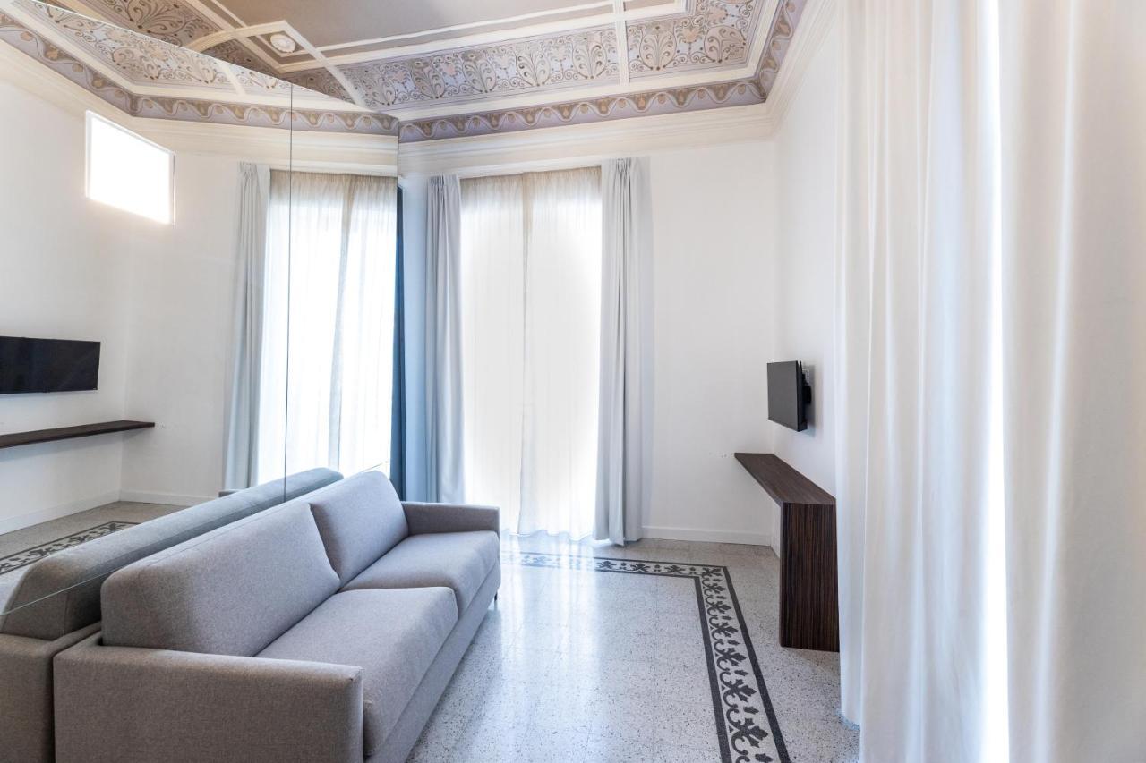 Riflessi Acireale Palace Suites Luaran gambar