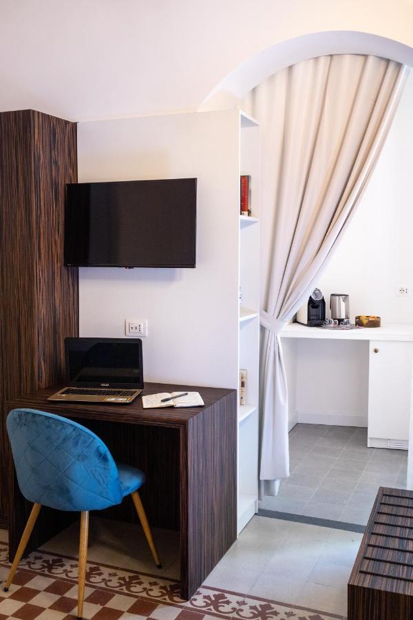 Riflessi Acireale Palace Suites Luaran gambar