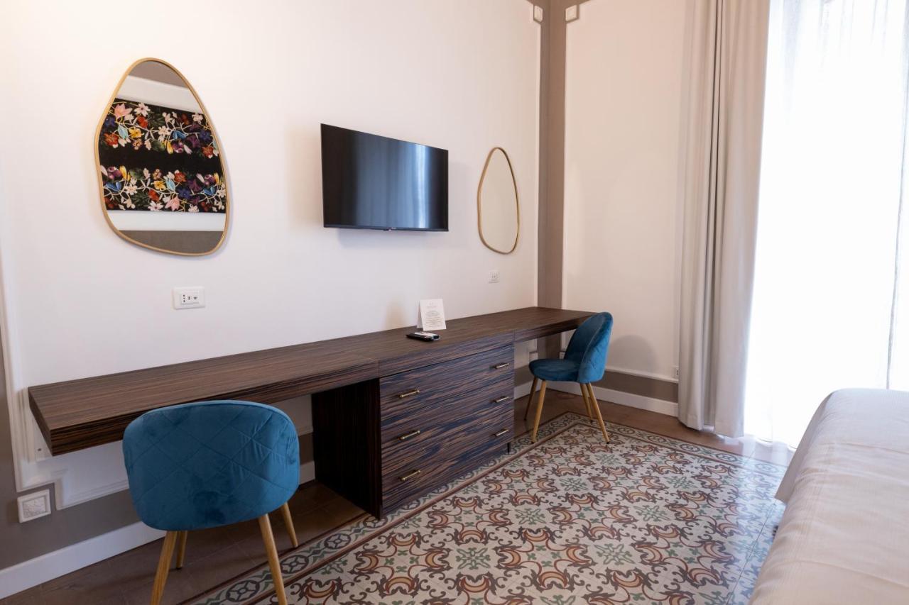 Riflessi Acireale Palace Suites Luaran gambar